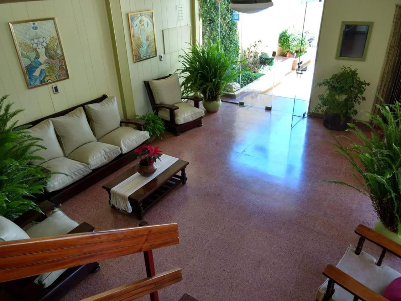 Hotel Acuario Mar de Ajo Ngoại thất bức ảnh