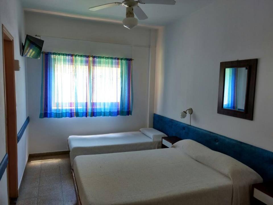 Hotel Acuario Mar de Ajo Ngoại thất bức ảnh